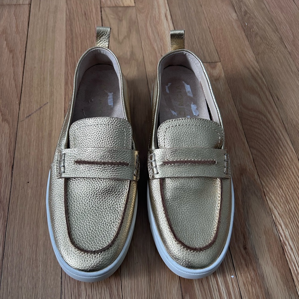 Vionic Metallic Gold  Chantel Penny Loafer Slip-On Sneaker Women Size 7